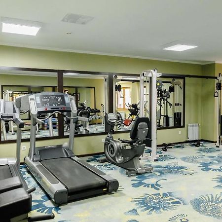 Shera Inn Hotel アルマトイ エクステリア 写真